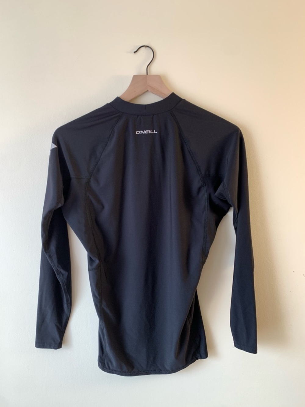 O’Neill Women’s Small Rash Guard Compression Active Long Sleeve Sun Shirt